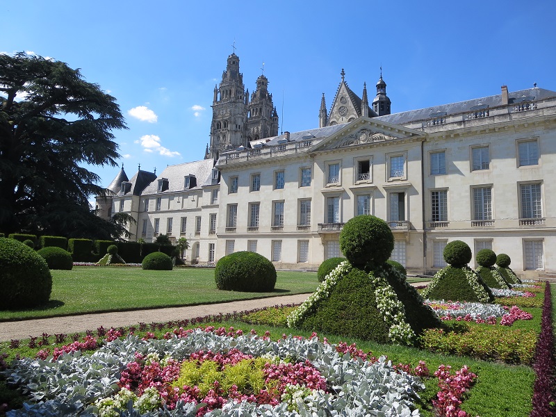  ville de Tours visite guidée dans les jardins de l'archevêché Musée des Beaux-Arts